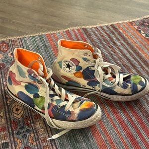 Colorful Converse 
Juniors 5